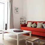Casa Da Varanda Simpática