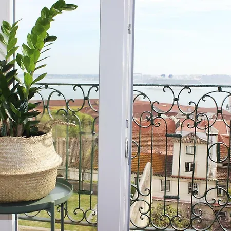 Daire Casa Da Varanda Simpatica Lisboa