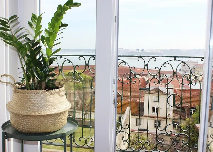 شقة Casa Da Varanda Simpatica Lisboa
