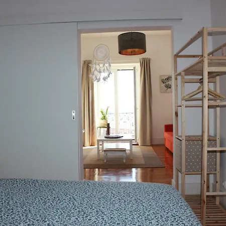 Casa Da Varanda Simpatica * Lisbon